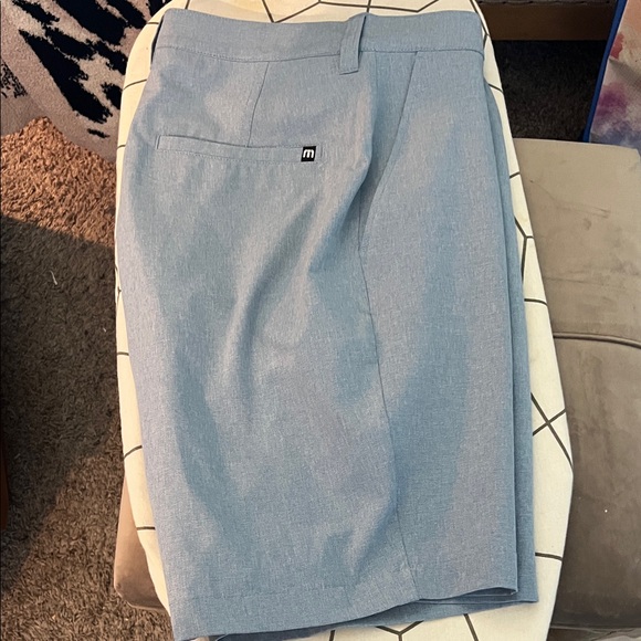 Travis Mathew Light Blue Flat Front Shorts - Picture 3 of 4